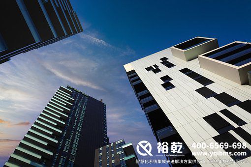 可持續(xù)發(fā)展，綠色低碳，無(wú)廢城市，高質(zhì)量發(fā)展，保護(hù)環(huán)境